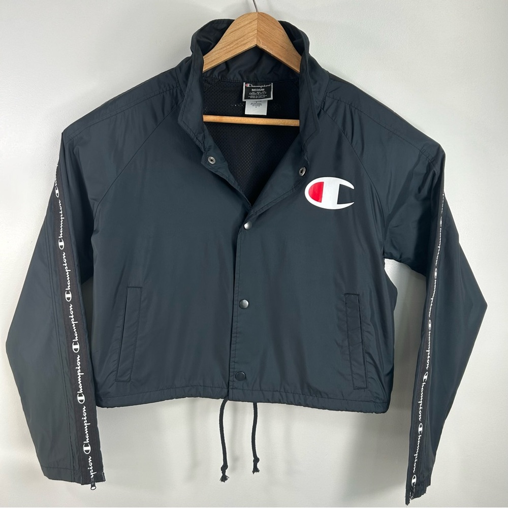 Champion Windbreaker Snapbutton Cropped Lightweight Jacket; Women’s Size Medium